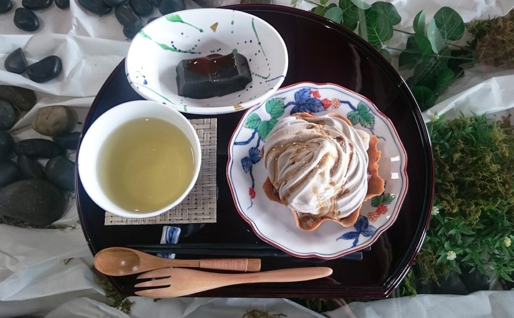 法本胡麻豆腐店の茶房